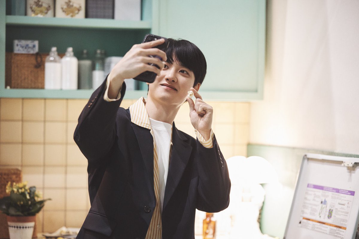 kyungsoo and his love for the kitchen. from empathy to expectation and now blossom
