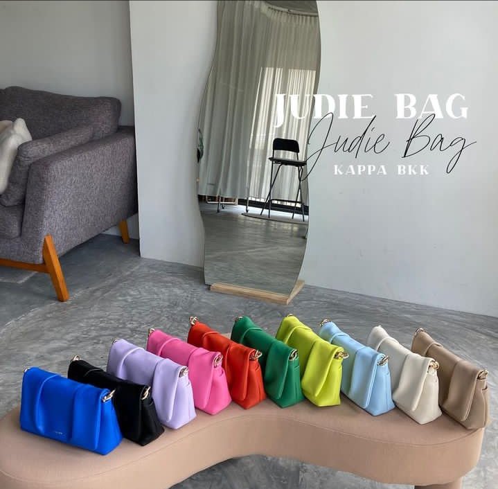 ส่งต่อกระเป๋า kappa bkk รุ่น Judie bag 480 ส่งฟรี(ซื้อมา890) 
มีสายcrossbody+ถุงผ้าให้
มีตำหนินิดหน่อยตามการใช้งาน
ทักมาสอบถามเพิ่มเติมได้ค่ะ💐
#kappabkk  #kappa #ส่งต่อ #ส่งต่อกระเป๋า #ส่งต่อเสื้อผ้า #กระเป๋าkappa #ส่งต่อkappa #ส่งต่อกระเป๋ามือสอง #ส่งต่อกระเป๋ามือ2