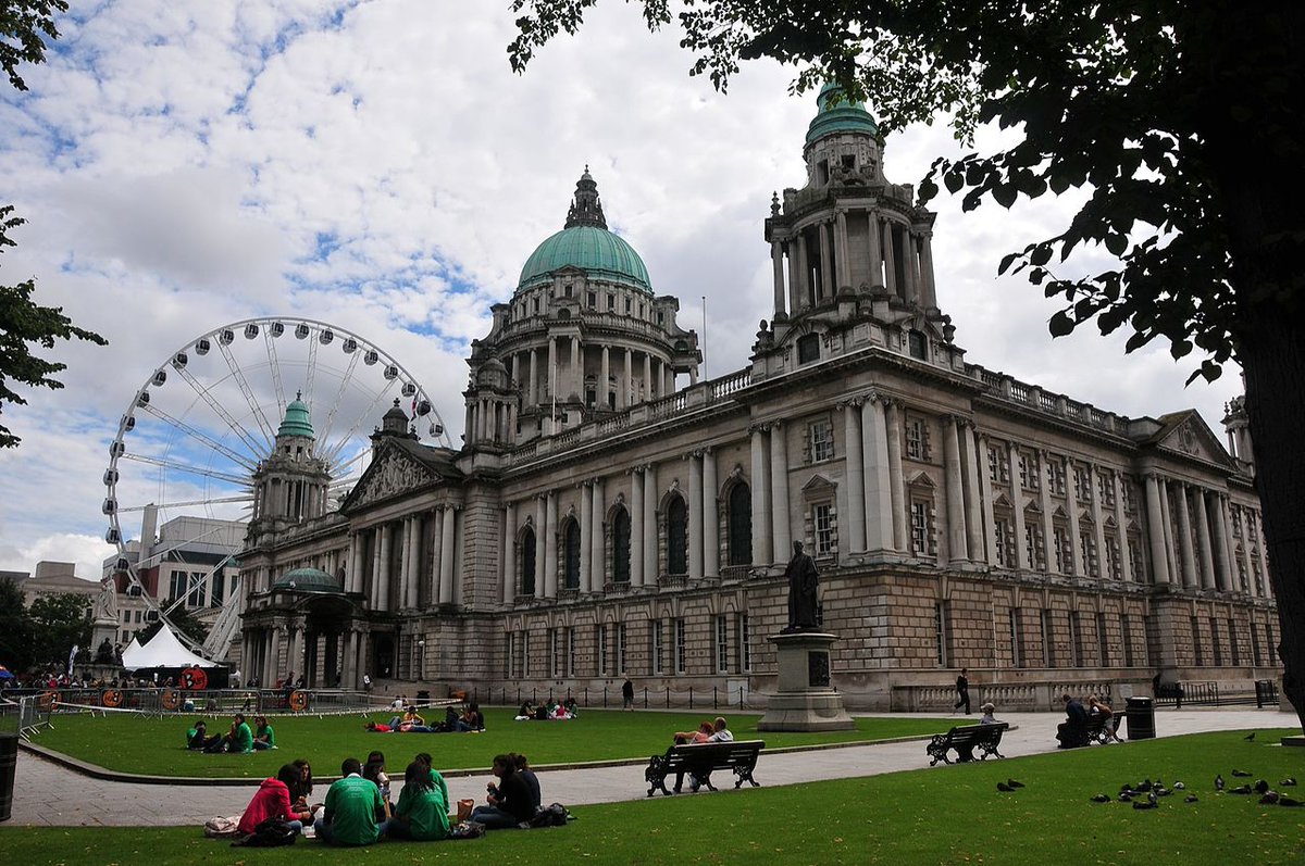Belfast, the capital of Northern Ireland, was the birthplace of the Titanic.  Learn how to explore the rich history of this city in my Belfast Visitor Guide. #Travel #TravelGuide #Belfast #NorthernIreland #TravelAdvice #TravelBlog #TravelPhotography  wanderlustphotosblog.com/2018/07/12/bel…