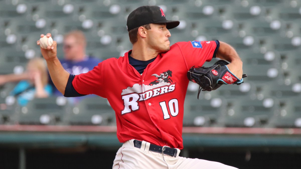 MLBPipeline's tweet photo. The @Rangers are calling up their No. 8 prospect, Jack Leiter, for his MLB debut on Thursday.

More on the 2021 No. 2 overall pick: https://t.co/7lkb9xmqed https://t.co/dMWs6egBfJ