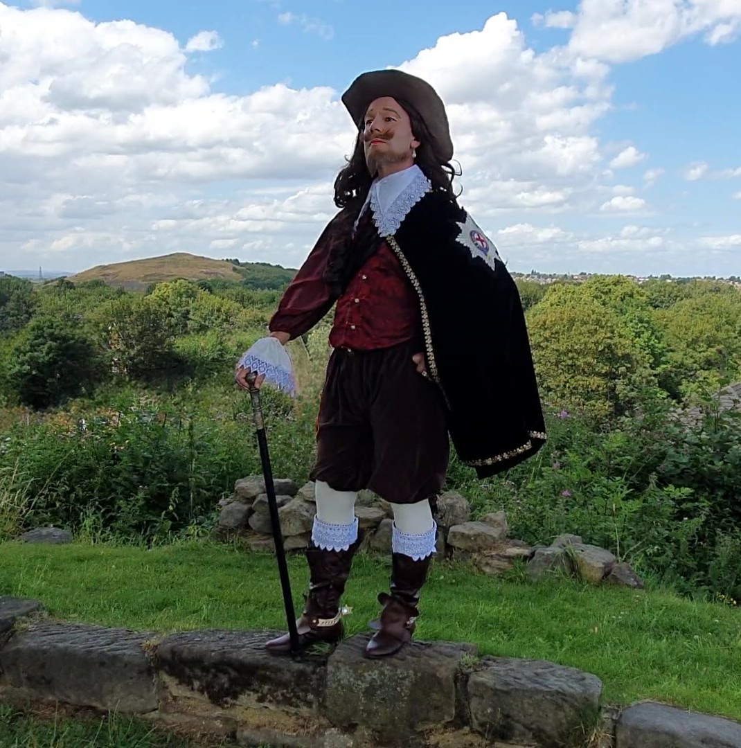 A reminder that King Charles I will Return to Malmesbury on Saturday afternoon, 20th April. 
Come and see if you can spot him, in the Athelstan Museum and around the town if you are nearby this weekend. 
#History #17thCentury #Stuarts #EnglishCivilWar
@KingCharlesIRTN