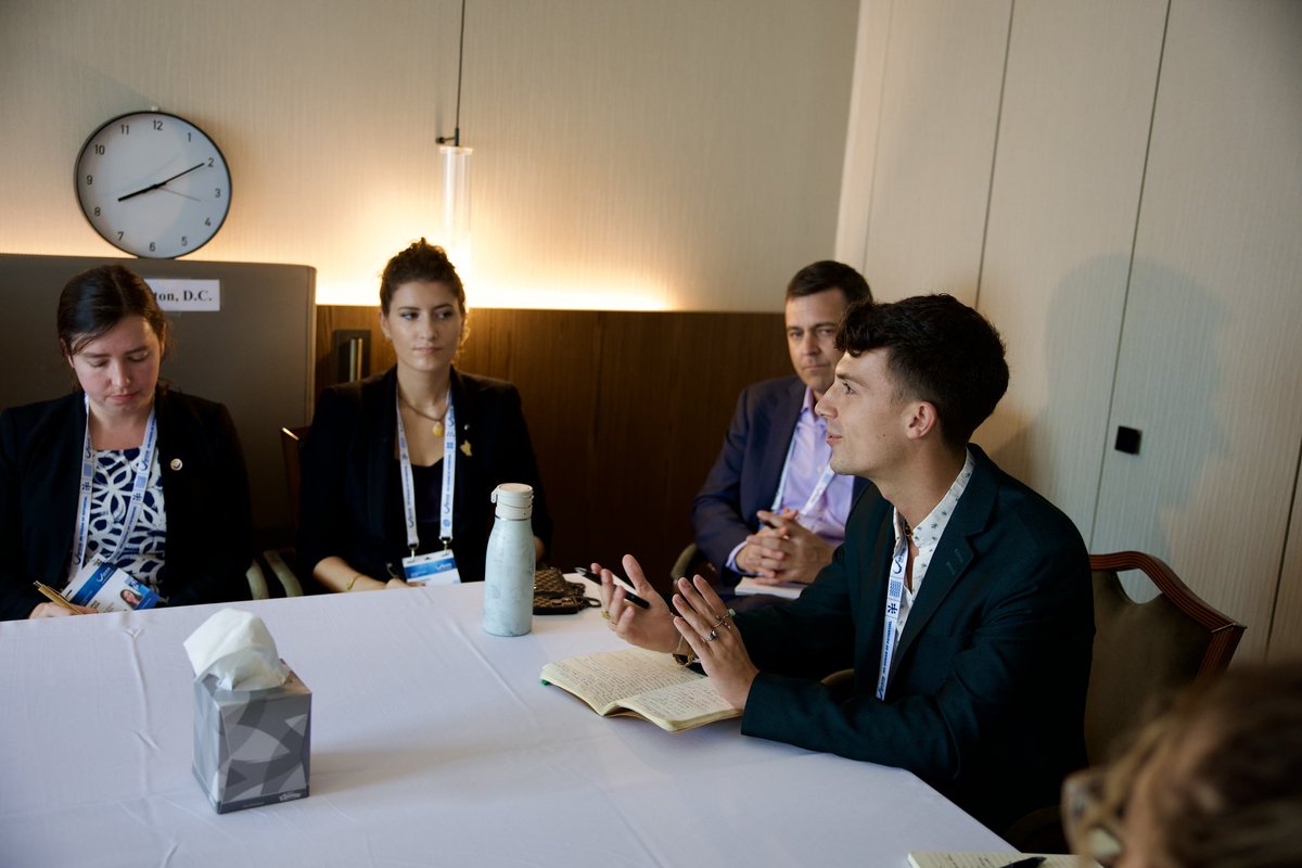 Wonderful to meet with young ocean advocates making change in their communities across North America to better the planet and ocean for future generations. #OurOceanYLS