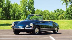 brucemackie33's tweet photo. Citroen DS convertible https://t.co/swvR5TqzQF