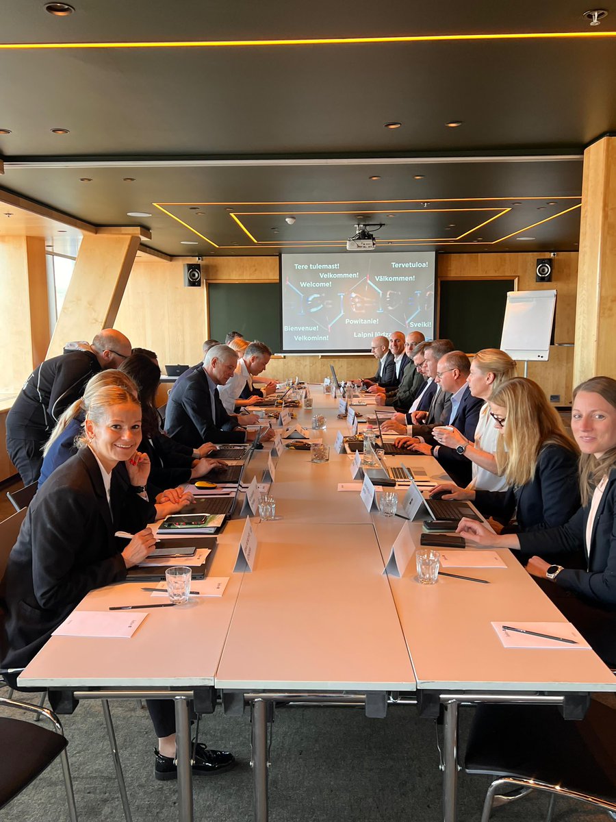 Witold Bańka tweet media