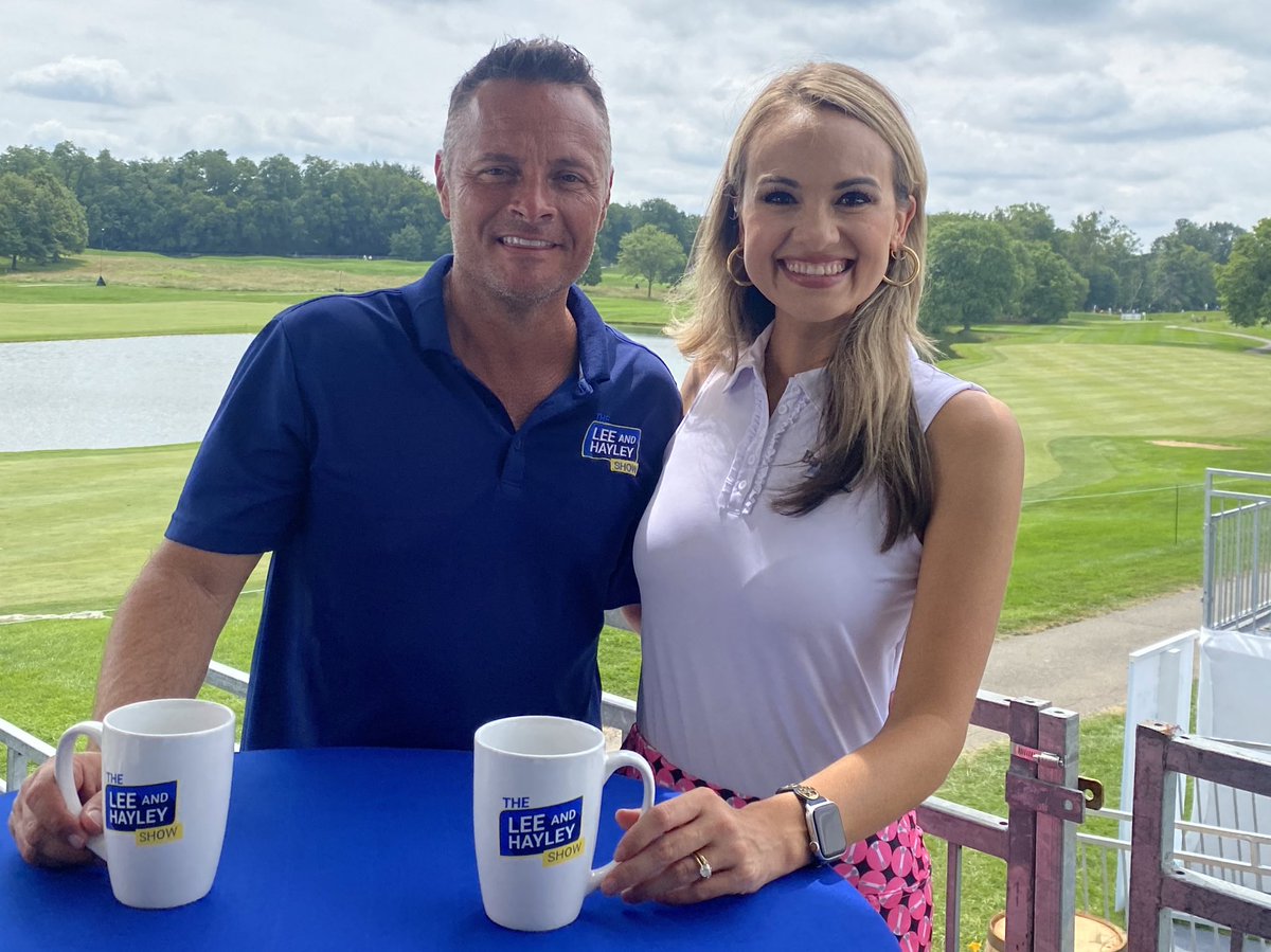 Such exciting news today in #LeeandHayleyShow land! 🎉 Beginning April 29, we’re moving to a new studio, station and time slot in our home market! ((📍Lexington, KY)) 

See you at noon on <a href="/FOX56News/">FOX 56 News (WDKY)</a>! So grateful and ready to get to work with our new work fam!