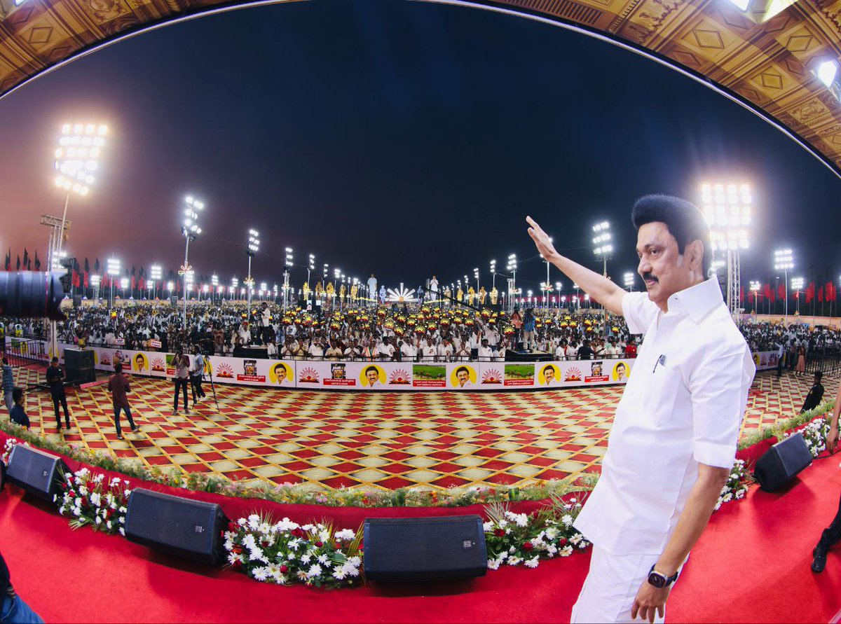 arivalayam's tweet photo. காஞ்சிபுரம் மாவட்டம், மணிமங்கலத்தில் நடைபெற்ற இந்தியா கூட்டணியின் மக்களவைத் தேர்தல் பரப்புரைப் பொதுக்கூட்டத்தில் கழகத் தலைவர், மாண்புமிகு முதலமைச்சர் திரு @mkstalin அவர்கள்.

#ஸ்டாலின்குரல் #Vote4DMK #Vote4INDIA https://t.co/ugNj3CdA5v
