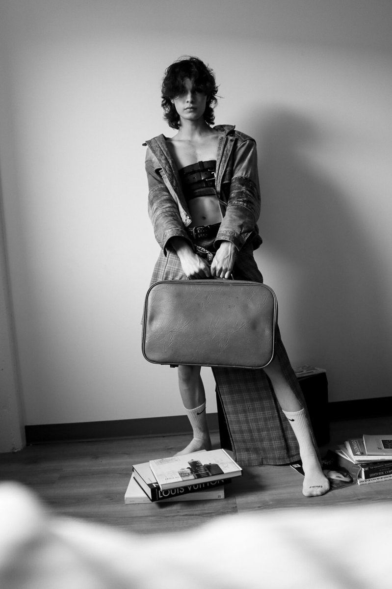hautegluez's tweet photo. Alternative edits from my look book pt. 2 @ https://t.co/gackfTbvsy on instagram and threads https://t.co/KMqnT6WadF