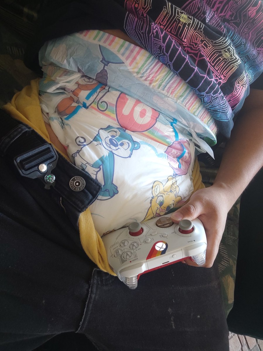 Hailiene's tweet photo. "The diapered gaming doesnt exist"

The diapered gaming: https://t.co/91iDmSJqeK