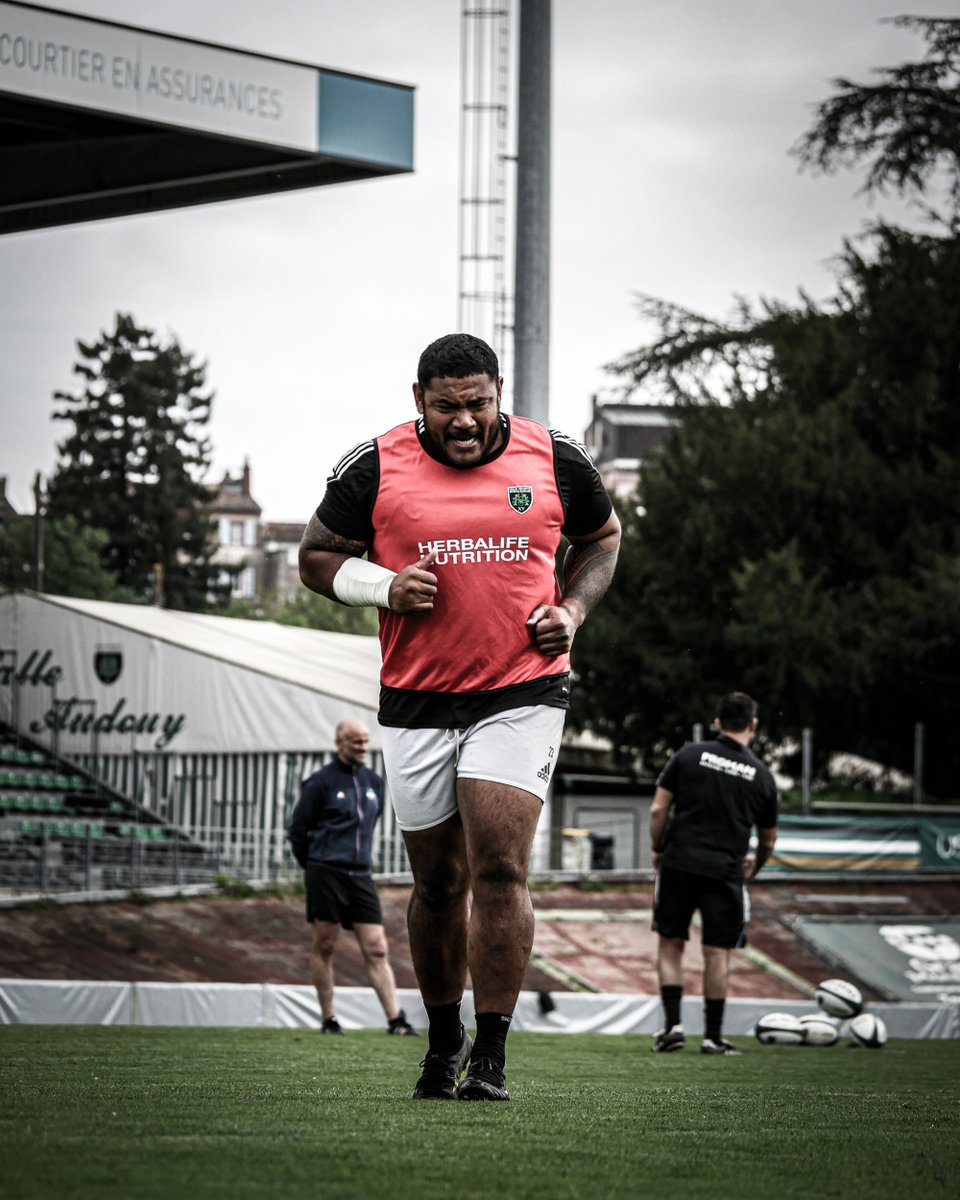UsmSapiacRugby's tweet photo. ๐จ๐๐๐ ๐ฐ๐ฐ ๐ขโซ๏ธ
๐โ๏ธ
#AllezSapiac #USMRCV https://t.co/8x5Kv0ifTt