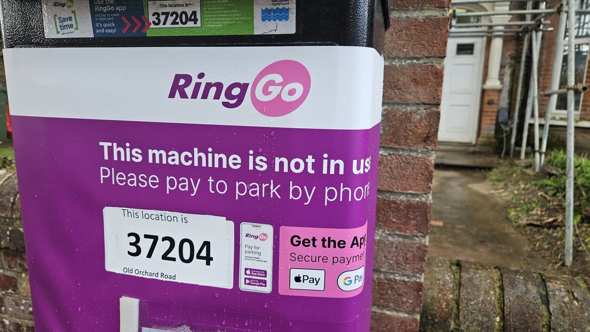 Warning! Scammers operating in Eastbourne. <a href="/EastSussexCC/">East Sussex County Council</a> advertise a parking rate, which is the CASH rate. But then they take away the machine and force you to use the app, adding a "convenience" charge, as walking to machine in rain to find this is convenient. <a href="/caroline_ansell/">Caroline Ansell</a>