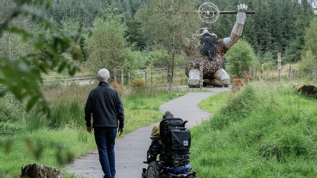 Beautiful scenery that needs to be protected from industrialization. Save Our Sperrins for future generations and build sustainable tourism instead of toxic gold mines.

My father and I visited The Stargazer- Ceoldán at @MidUlster_DC near @omdarksky.

#SaveOurSperrins #Disabled