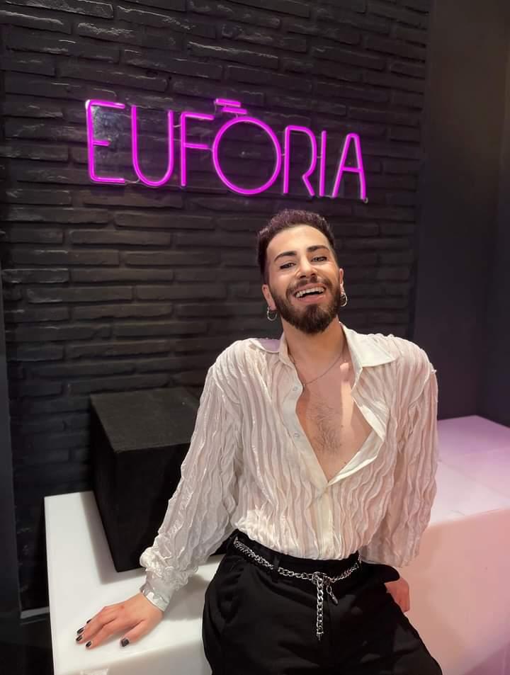 MalbertOOC's tweet photo. MALBERT en EUFORIA de tV3 #malbert #euforia3cat #eufòria3cat #som3cat https://t.co/C8Ta0ZmVXk