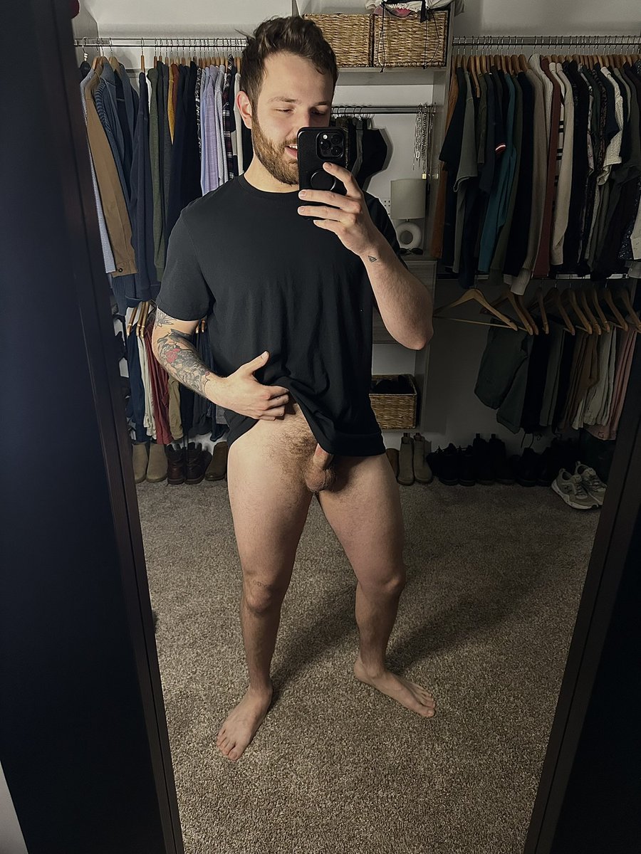 dirrtydar's tweet photo. Good morning (suck my cock) https://t.co/beoOsnumm5