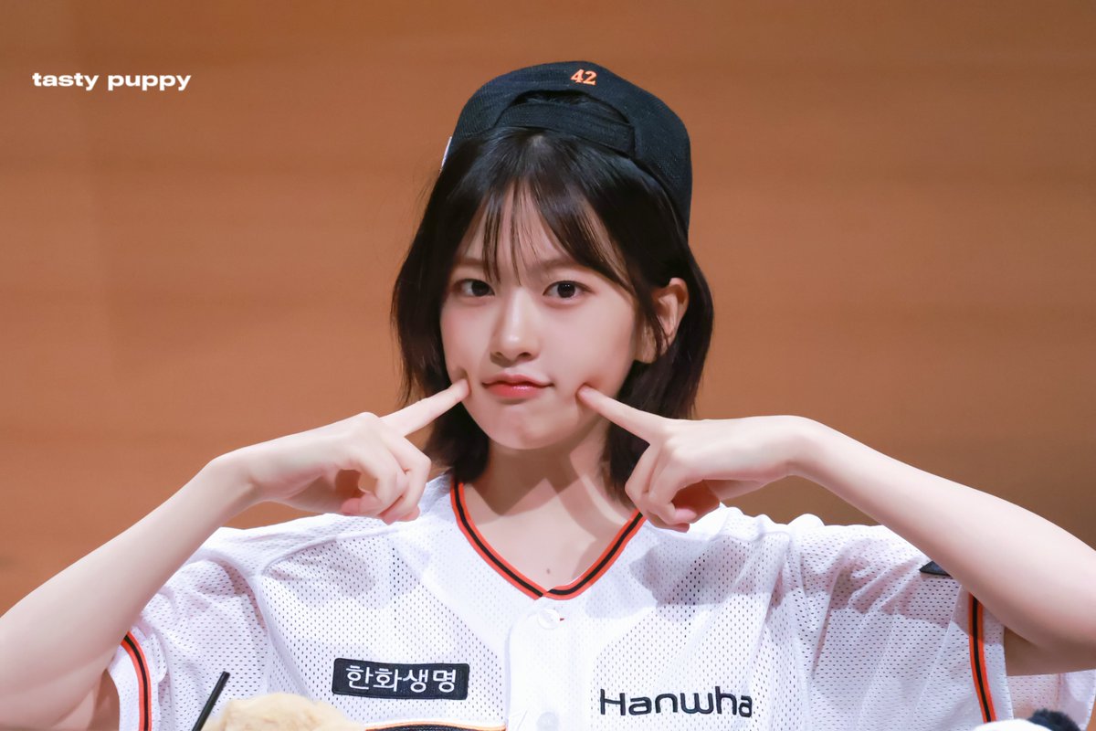 TastyYujin's tweet photo. 231217

#IVE #아이브 #ANYUJIN #안유진 https://t.co/EJ1S8wxWv4