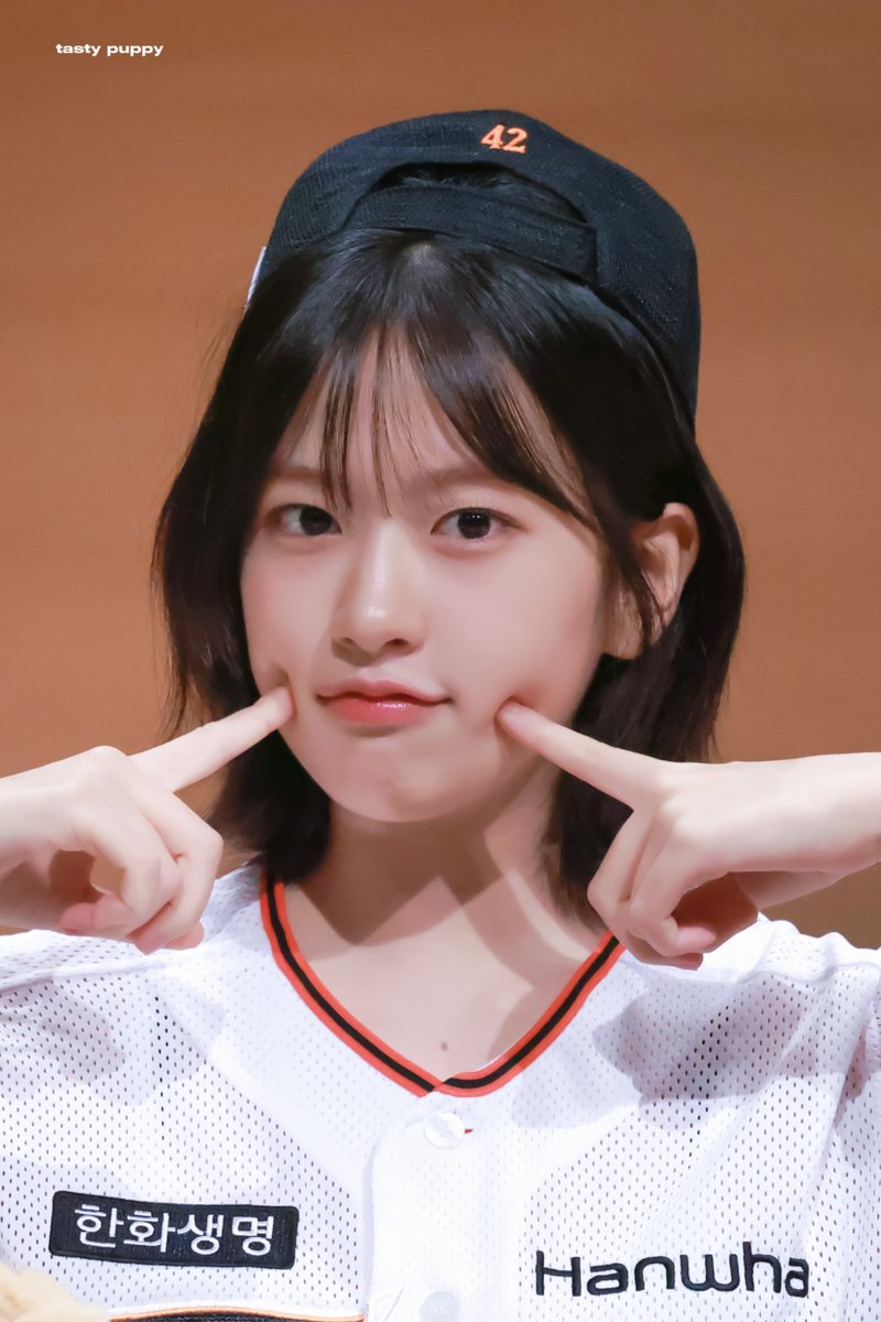 TastyYujin's tweet photo. 231217

#IVE #아이브 #ANYUJIN #안유진 https://t.co/EJ1S8wxWv4