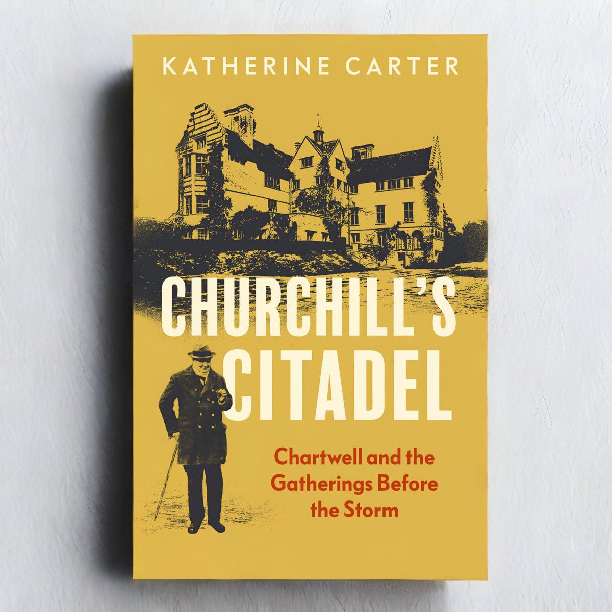 🚨 Book Title & Cover Reveal 🚨 I'm delighted to announce that my book 'Churchill's Citadel' will be published by @YalePress/@YaleBooks this autumn and is available to preorder *now*: 🇬🇧 amzn.to/4cRxE4N 🇺🇸 amzn.to/3TXU1wz #ChurchillsCitadel 📖