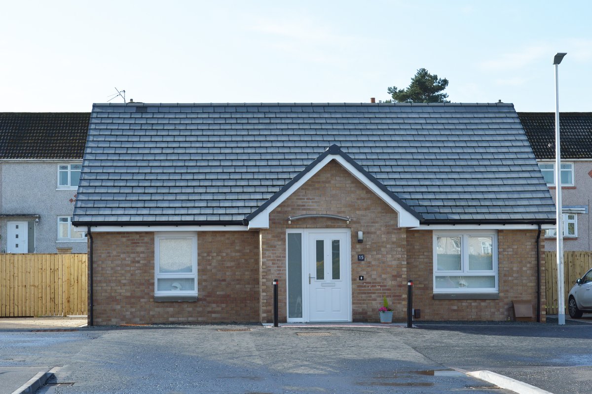 🏡 Our latest new build council housing project in Coatbridge has been officially opened. With 19 properties designed to meet varying housing needs, we're continuing to build modern, affordable housing for our communities. Read more here: ow.ly/sFKY50RgXj3
