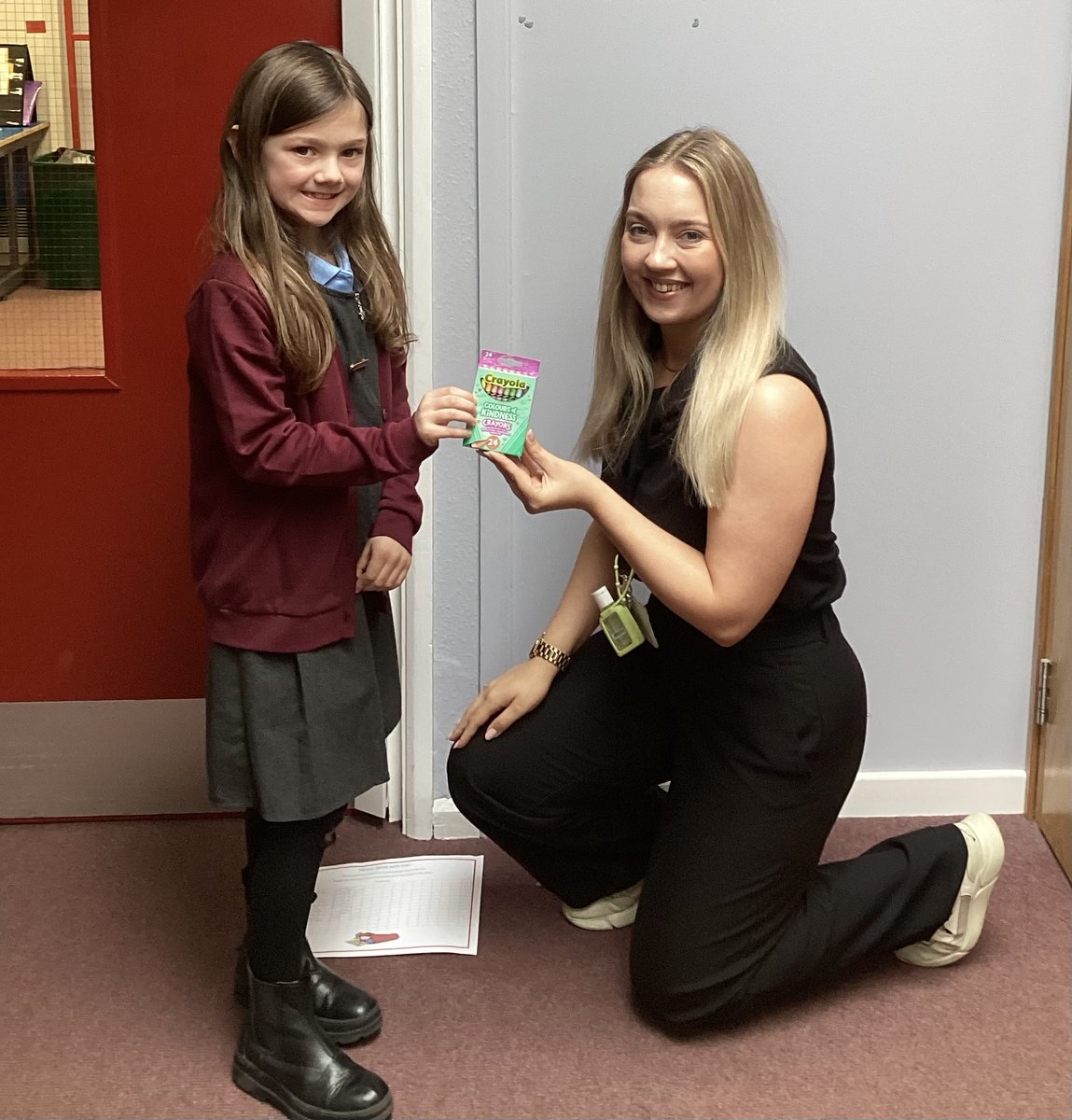 Miss Bailey, our mental health lead, was overwhelmed with happiness this morning when she received a kind and thoughtful gift from Daisy- some colours of kindness! ‘A warm hug’ and ‘a slice of nice’ are her favourite colours! @AdAstraTrust