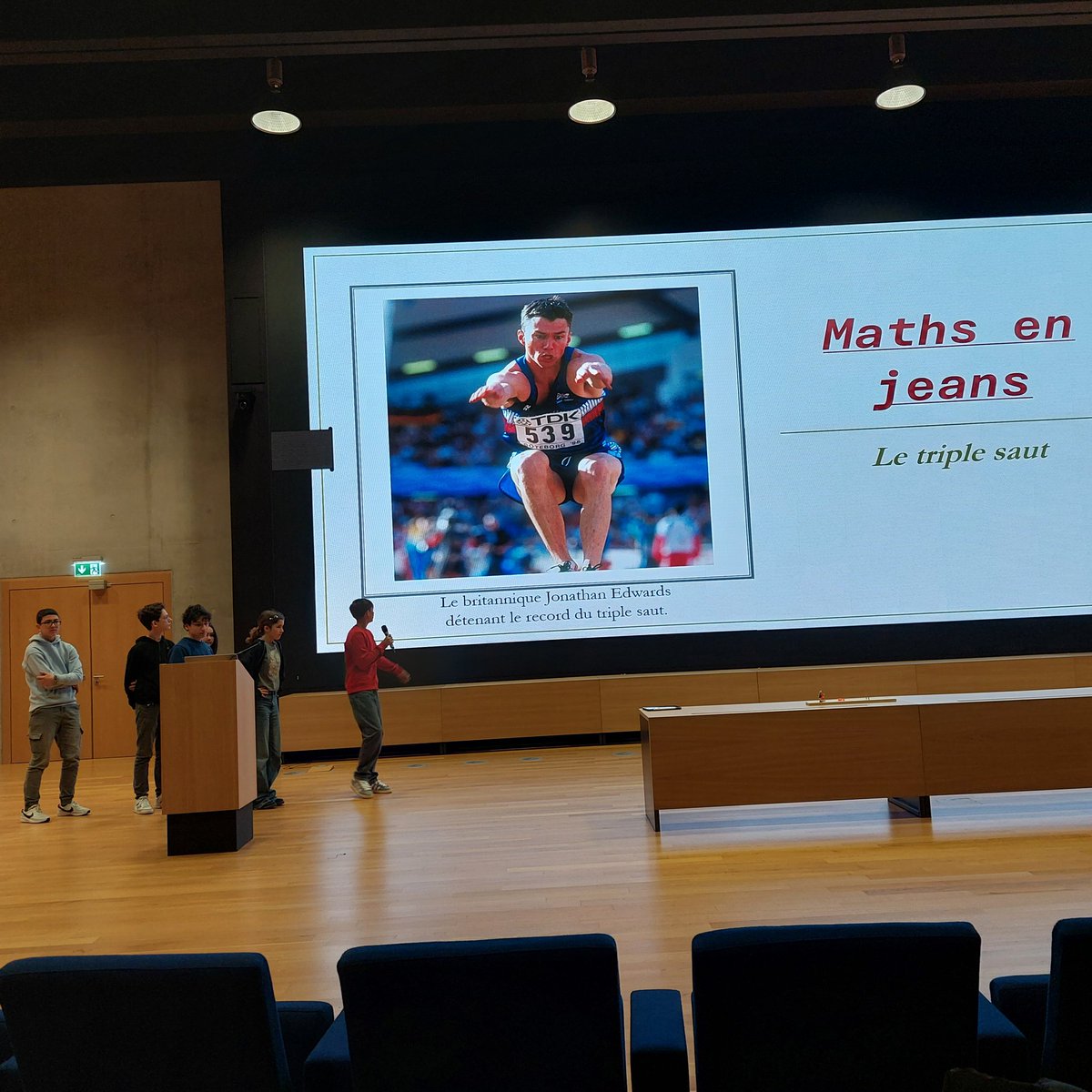 Centre Inria de l'Université de Lorraine (@inria_nancy) on Twitter photo 👀 En direct du congrès <a href="/MAThenJEANS/">MATh.en.JEANS</a> ! Les apprentis-chercheurs et apprenties-chercheuses présentent leurs travaux en #mathématiques issus de plusieurs mois de travail avec leurs enseignants et des scientifiques référents 👏
<a href="/Inria/">Inria</a> <a href="/sup_recherche/">Ministère Enseignement supérieur et Recherche</a> <a href="/education_gouv/">Ministère Éducation nationale</a> <a href="/FondBPascal/">Fondation Blaise Pascal</a> 👀 En direct du congrès <a href="/MAThenJEANS/">MATh.en.JEANS</a> ! Les apprentis-chercheurs et apprenties-chercheuses présentent leurs travaux en #mathématiques issus de plusieurs mois de travail avec leurs enseignants et des scientifiques référents 👏
<a href="/Inria/">Inria</a> <a href="/sup_recherche/">Ministère Enseignement supérieur et Recherche</a> <a href="/education_gouv/">Ministère Éducation nationale</a> <a href="/FondBPascal/">Fondation Blaise Pascal</a>