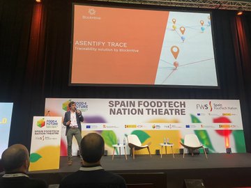 AgroBank_CABK's tweet photo. 🚀Turno ahora de los pitches de las startups
@blocknitive
(soluciones tecnológicas de #blockchain), #iczia (desarrollo de maquinaria para procesar frutas y hortalizas) y #agrocaptur (control de plagas en la agricultura).
¡Suerte a todas ellas! 🍀 https://t.co/TVxDoTLHzs