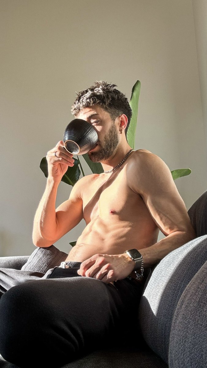 frankabais's tweet photo. Good morning ☕️☀️ https://t.co/54wXzo2UL1