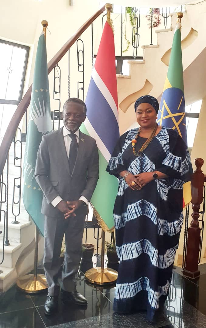 Thrilled to engage with @LebouSeneGambia on vital peace and security issues. Rest assured that you have @UNOAU’s unwavering backing for Gambia’s leadership as chair of the Peace and Security Council of the @AU  for the current month 🇬🇲 #PeaceMatters #GlobalSecurity