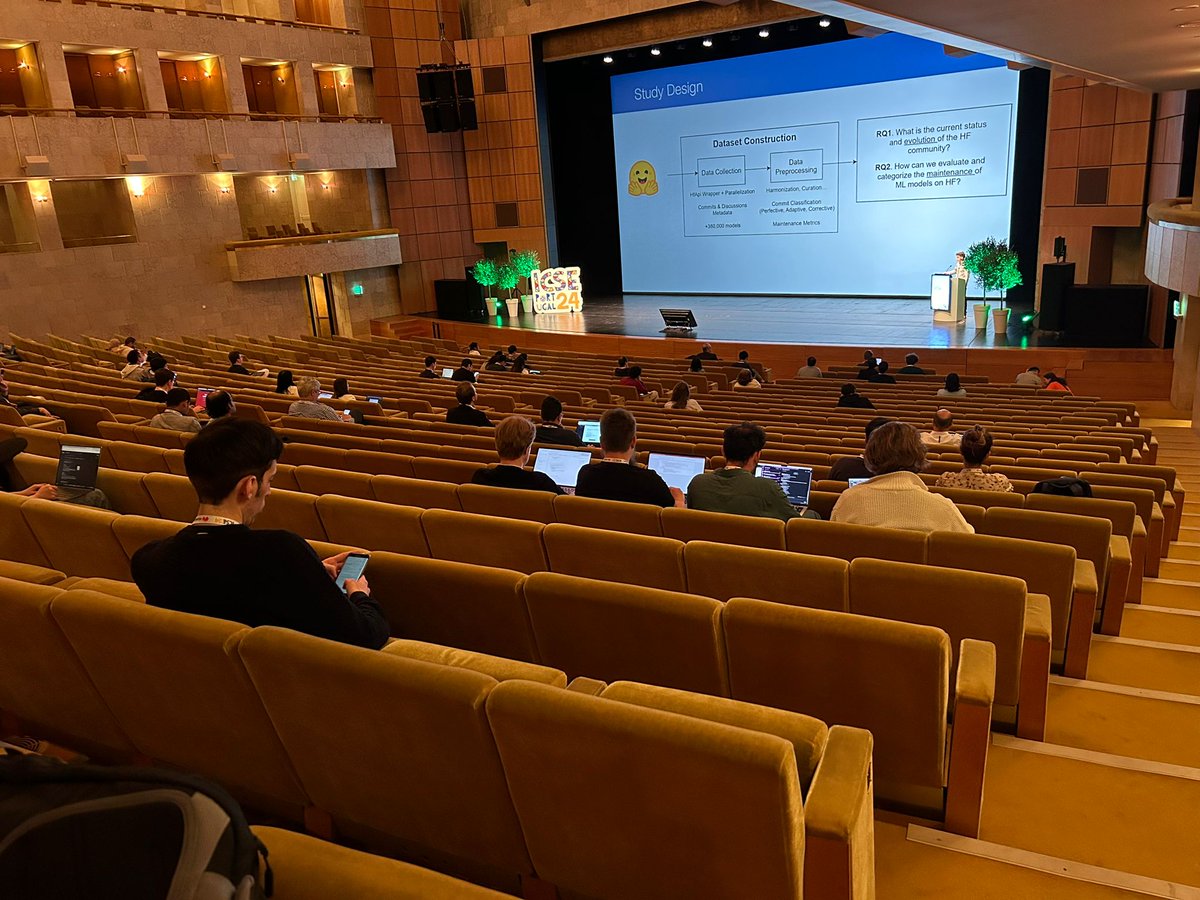 Joel Castaño (<a href="/joelcf001/">jcf</a> ) presenting our research on "Analyzing the Evolution and Maintenance of ML Models on Hugging Face" at MSR 2024, work with <a href="/FranchXavier/">Xavier Franch</a>
@JREB1990 <a href="/gessi_upc/">GESSI</a>

<a href="/msrconf/">MSR 2025</a> <a href="/ICSEconf/">ICSE</a> #MLmodels #maintenance #HuggingFace #icse24