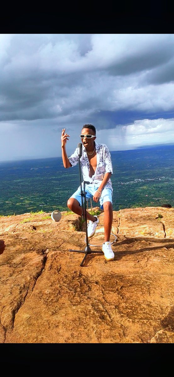 OfficialGK_'s tweet photo. A step Closer to greatness each day 💎✨.
Stream Champion Ep out now on all digital streaming platforms!
👉https://t.co/p5zjiVK7qs https://t.co/PaKFdNT6Jd