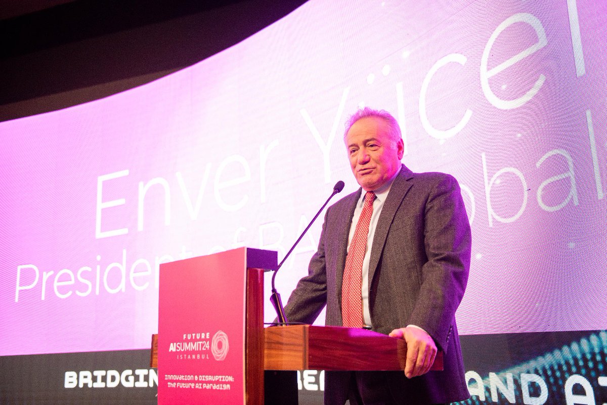 buek_mim's tweet photo. BAU Kemerburgaz Future Campus'te gerçekleştirilen Uluslararası Yapay Zeka Zirvesi, yoğun katılımla başladı. Açılış konuşmasını yapay zeka sunucusu Lucia'nın yaptığı iki günlük zirvede, yapay zekanın geleceği ile ilgili yol haritası çizilecek. @EnverYucel @esraahatipoglu https://t.co/u91QIyT7jz