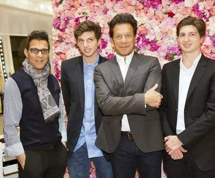 “This Jihad is going on, A man is in jail innocently for Pakistan, leaving his childs &amp; rejecting his royal life for us”

Always Behind You Skipper !

#ReleaseImranKhan 
#ملک_گیر_احتجاج_کرو