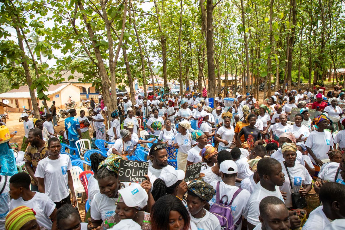 GbenyoLamadokou's tweet photo. Après les premiers jours consacrés au ratissage, nous sommes passés à la vitesse supérieure hier lundi avec un meeting de lancement précédé de caravane dans chacune des deux zones ; ⤵️
#UnirWawa #Élections2024 #Allonsy #TeamUnir #WawaVoteUnir https://t.co/TlUk7U81Fp
