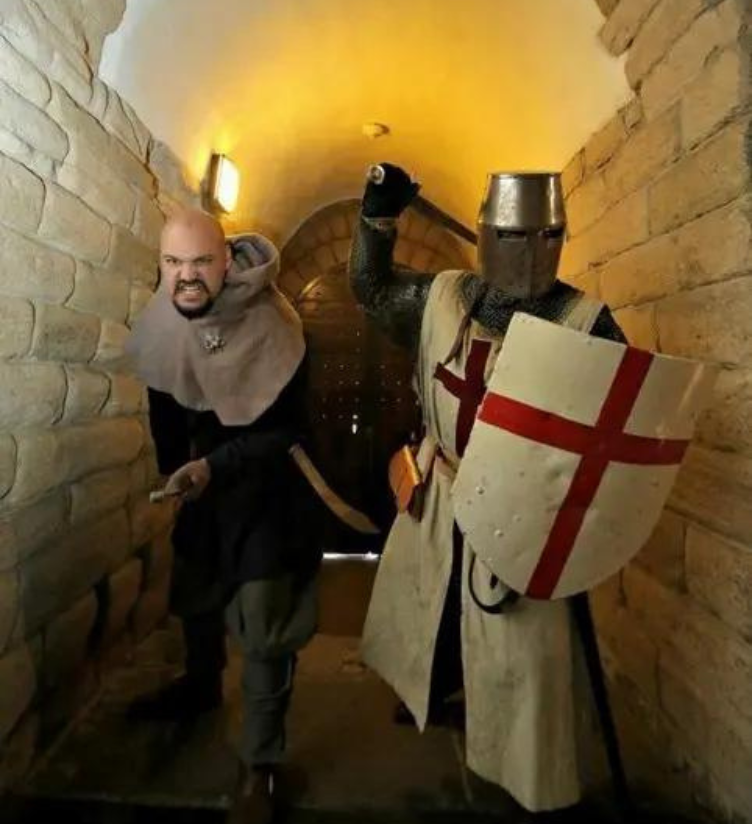 altweet_pet's tweet photo. Explore the historic landmark that is Newcastle Castle! 🏰

Enjoy an evening tour after the Castle doors have closed for the night. Explore the halls and passages inhabited by medieval knights in the days of old.

Book now!

https://t.co/9yQx89DSbj https://t.co/4kcplneHV5