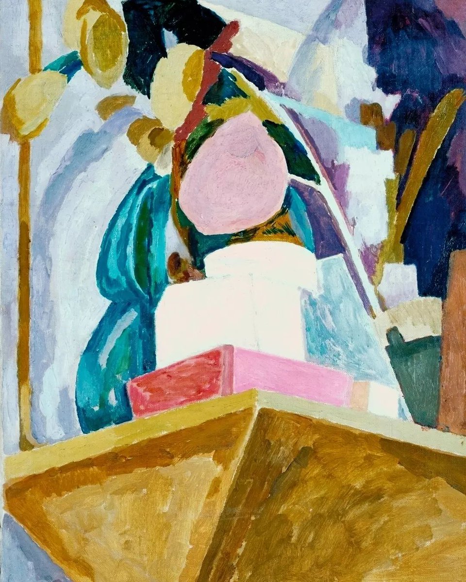 #VanessaBell was an English painter who was a central figure of the Bloomsbury group - a renowned collective of artists, writers, and intellectuals that was formed in 1905. See her vibrant 'Still Life' on free display at Tate Modern's #Lates on 26 April: bit.ly/49ETSUO
