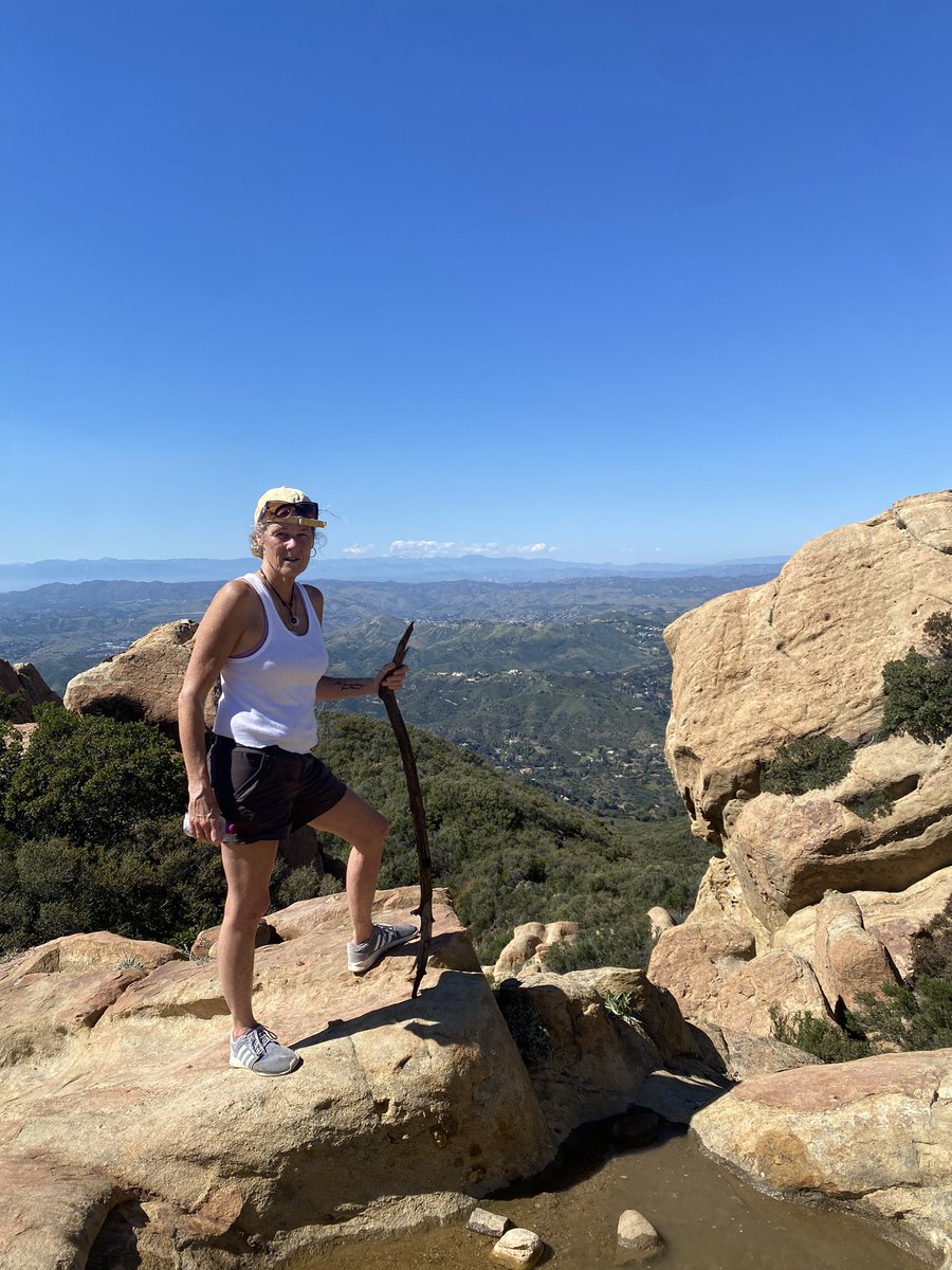 GatorGal0715's tweet photo. Another wonderful adventure to LA to visit my boys. 
Big hikes thru the Santa Monica Mountains to the top of Saddle Peak 2,805ft. 
Had lunch w/ our cuz, owner of Inn of the Seventh Ray. Sat w/ actor Craig T Nelson at church and had a nice talk after. Amazing trip! https://t.co/3xbvKKjB3Q