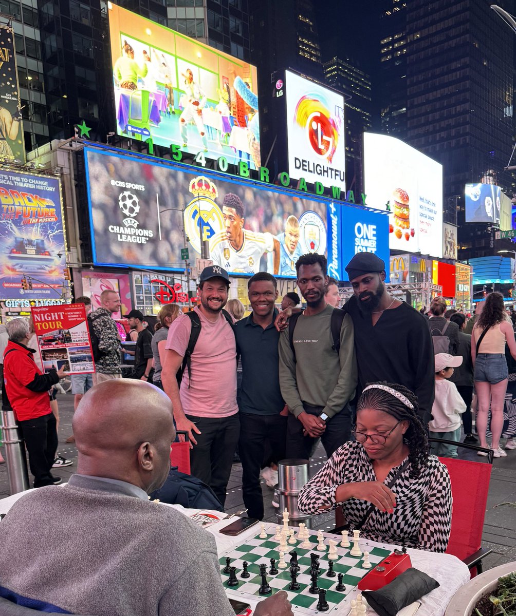 We all met through our shared loved of chess. Tomorrow in the heart of Times Square, NYC, @Tunde_OD will aim to raise 1 million dollars, helping us bring our love of chess to millions of children across the world. We believe that children’s dreams everywhere can take flight with…