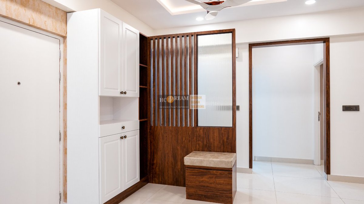 HcdDreams's tweet image. Introducing Merline Pristine: Our latest stunning interior project in vibrant Kolkata, crafted for Mausami and Samrat Choudhury.

#InteriorDesign #KolkataInteriors  #CustomizedDesign #ClientSatisfaction #LuxuryLiving #HomeDecor  #InteriorInspiration #HCDDREAMInteriorSolutions