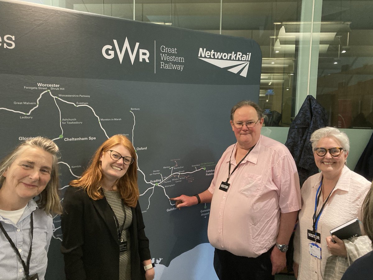 Another great GWR drop in hosted by Rt Hon Theresa May. Team North Downs line L-R Sara Grisewood Hannah Godfrey, Mike Knott and Fiona Morton ⁦@GWRHelp⁩ ⁦@CommunityRail⁩ ⁦@Gatwick_Airport⁩
