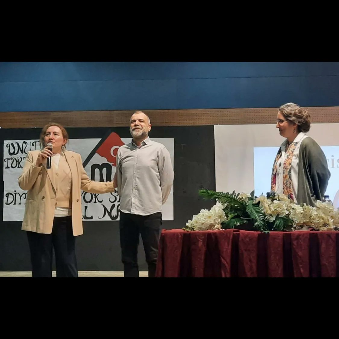 Hacı Bektaş Veli A.L (@hbv_al) on Twitter photo Marmara Üniversitesi Dekanı Prof.Dr. Hakan YILDIRIM ve Doçent Elif Bilgin okulumuzda öğrencilerimiz ile buluşup ,kariyerleri için öğrencilerimize bilgilendirmelerde bulundular.
Emeği geçen öğretmenlerimize teşekkürler.
# hbval
<a href="/MucahitYentur/">Murat Mücahit Yentür</a>
<a href="/KucukcekmeceMeb/">Küçükçekmece İlçe Millî Eğitim Müdürlüğü</a> Marmara Üniversitesi Dekanı Prof.Dr. Hakan YILDIRIM ve Doçent Elif Bilgin okulumuzda öğrencilerimiz ile buluşup ,kariyerleri için öğrencilerimize bilgilendirmelerde bulundular.
Emeği geçen öğretmenlerimize teşekkürler.
# hbval
<a href="/MucahitYentur/">Murat Mücahit Yentür</a>
<a href="/KucukcekmeceMeb/">Küçükçekmece İlçe Millî Eğitim Müdürlüğü</a>