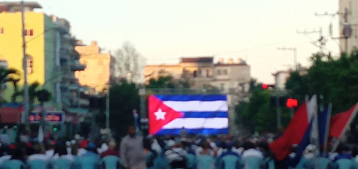 Proclamación del carácter socialista de nuestra #RevoluciónCubana , aquí estamos para ratificar nuestra decisión de seguirla defendiendo y construyendo cada día. El <a href="/AlmaCujae/">Alma Cujae</a> presente!!! #cujae60  <a href="/CujaeRedSocial/">Universidad Tecnológica de La Habana</a> <a href="/CubaMES/">MES</a>