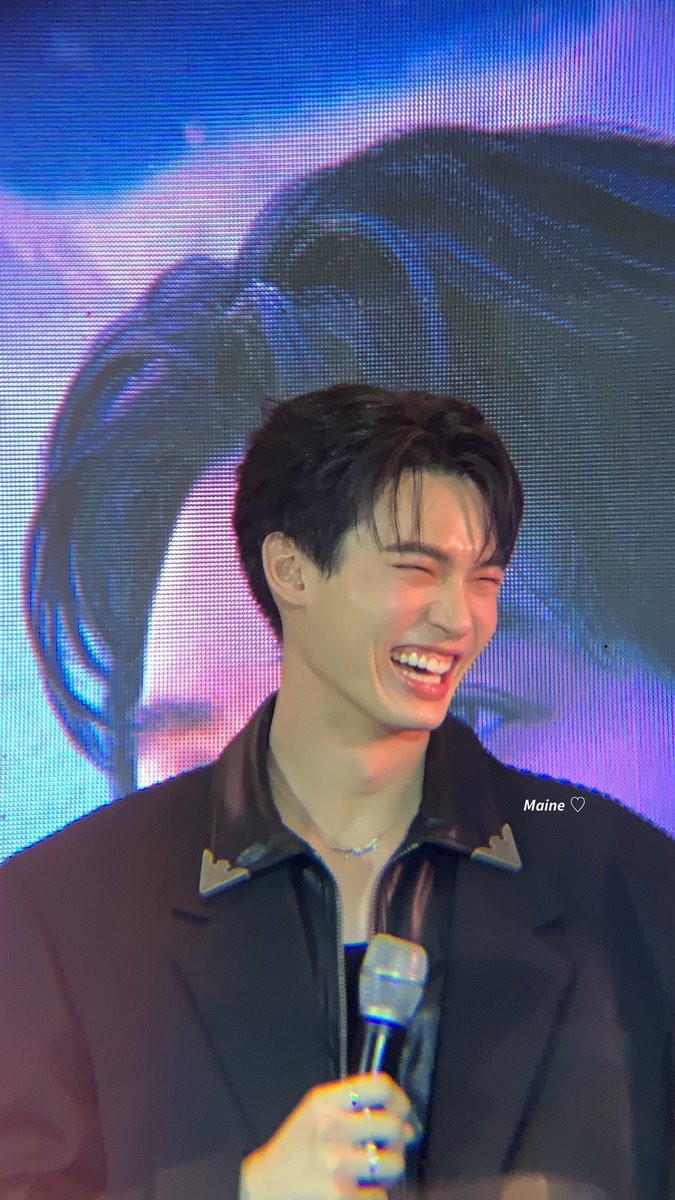 aymur_saturn's tweet photo. he's so cute 😩🫶

WIN UPS PREMIERE PH
#UPSGrandPremiereGala
#UnderParallelSkies 
#winmetawin @winmetawin https://t.co/XpnXsezRC1