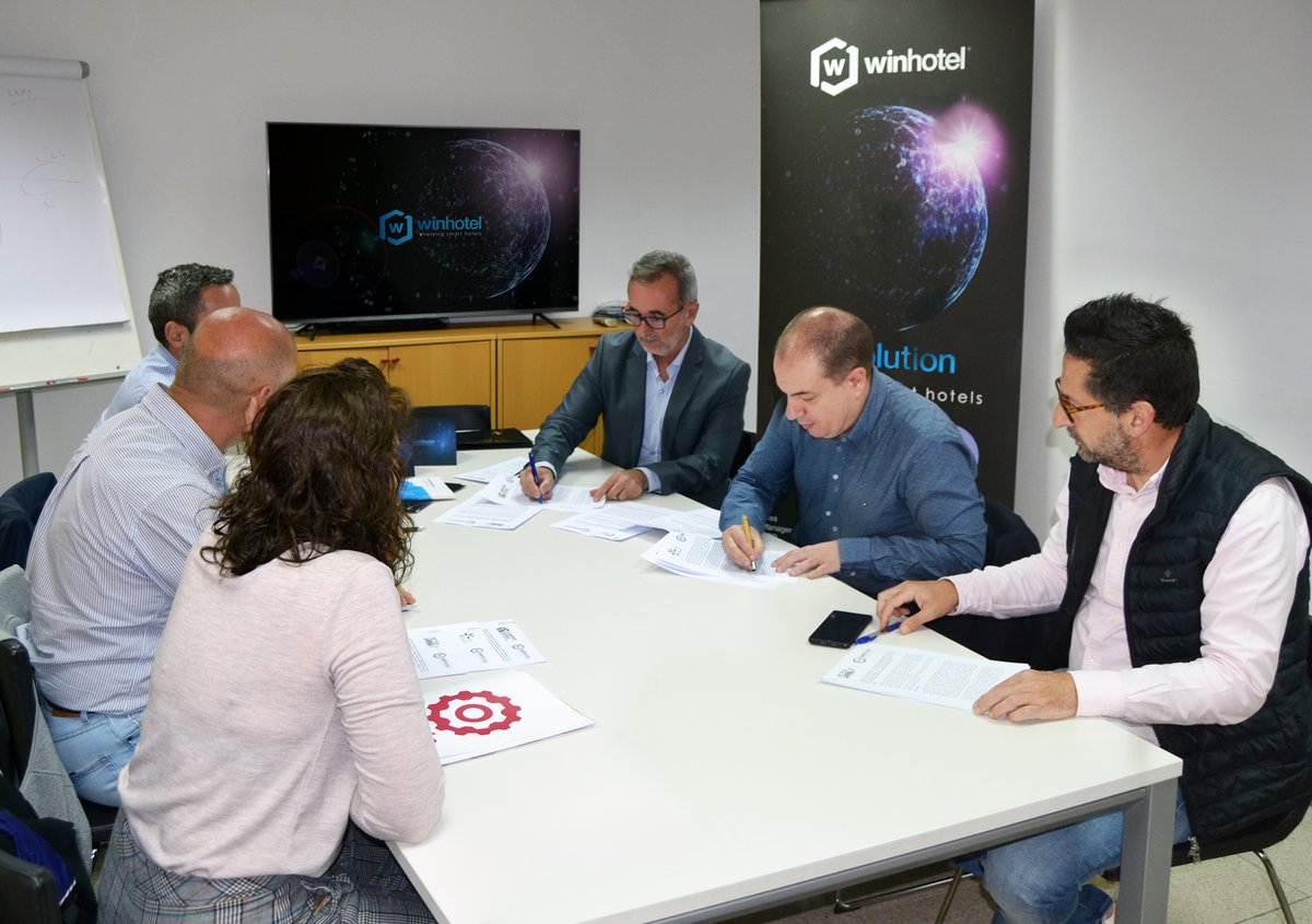 Winhotel Solution tweet media