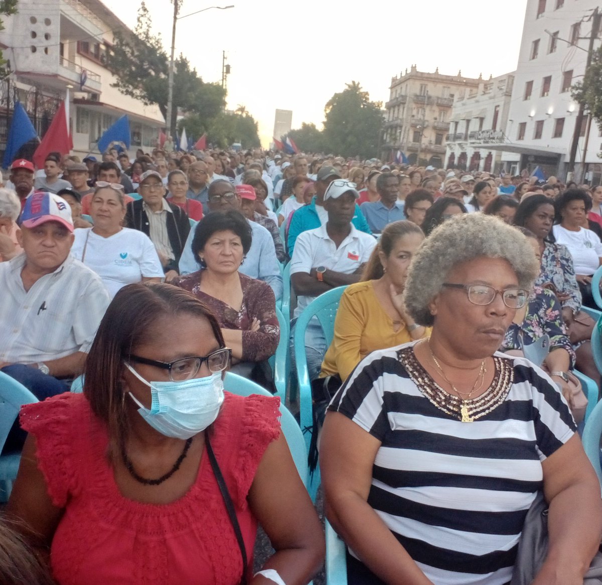 Aquel 16 de abril de 1961 Fidel habló frente a un mar de pueblo victorioso. Habían sido protagonistas de la primera gran derrota del imperialismo. Hoy esos principios y convicciones se siguen refrendando por el pueblo cubano