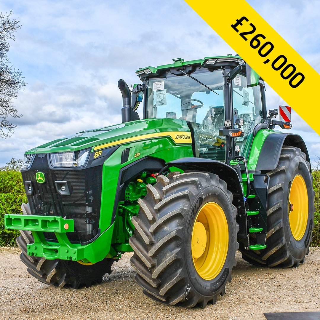 We're currently offering big savings off of this range of premium ex-demo and new tractors Have a swipe to see what we have in stock. ✨ Browse the range here 👉 ow.ly/cfO050ReT7H #benburgess #exhiretractor #tractorforsale #johndeere