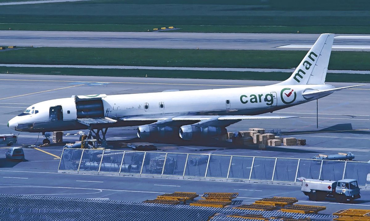 n194at's tweet photo. Cargoman
Douglas DC-8-55F A4O-PA
ZRH/LSZH Zurich Airport
Photo credit Jens Polster | 1979
#AvGeek #Aviation #Airline #AvGeeks
#Douglas #DC8 #Cargoman #ZRH #Zurich @zrh_airport https://t.co/3v1KJXAk1a