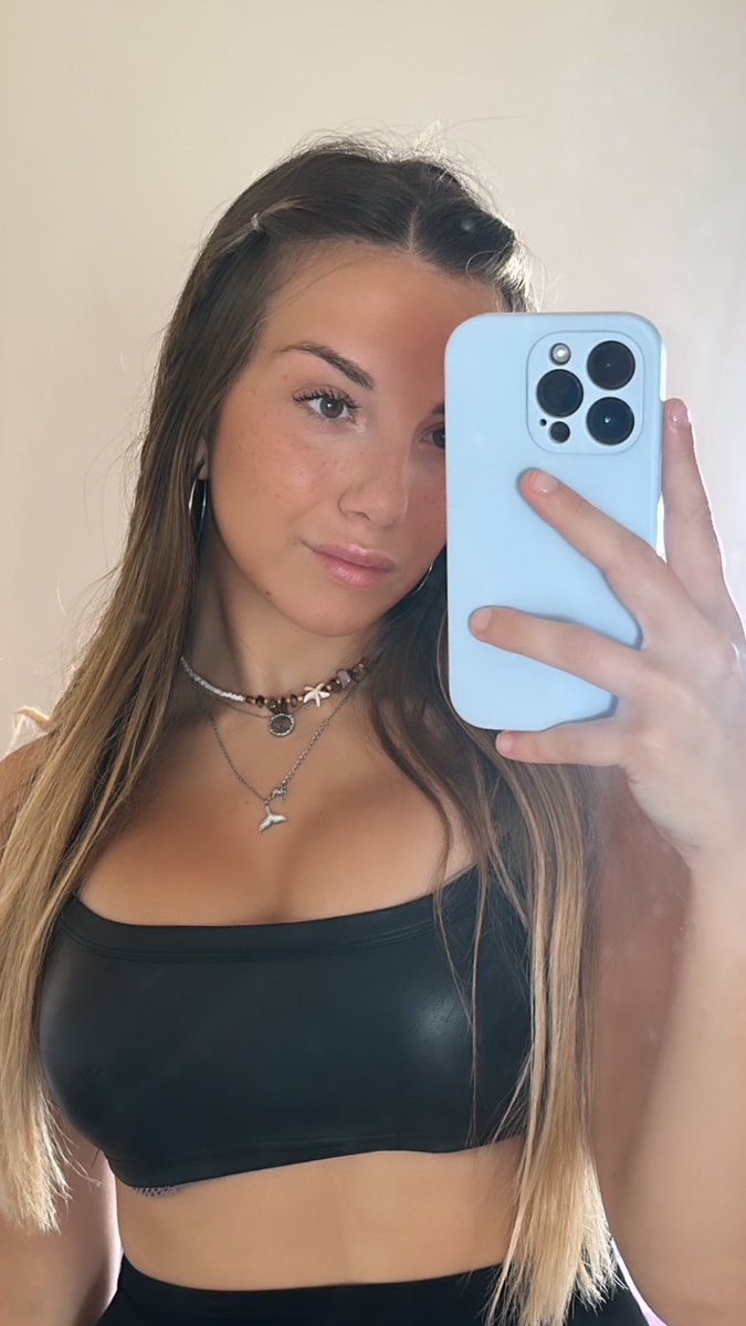 lajudithilla's tweet photo. 🖤 https://t.co/72rG6hz3ZX