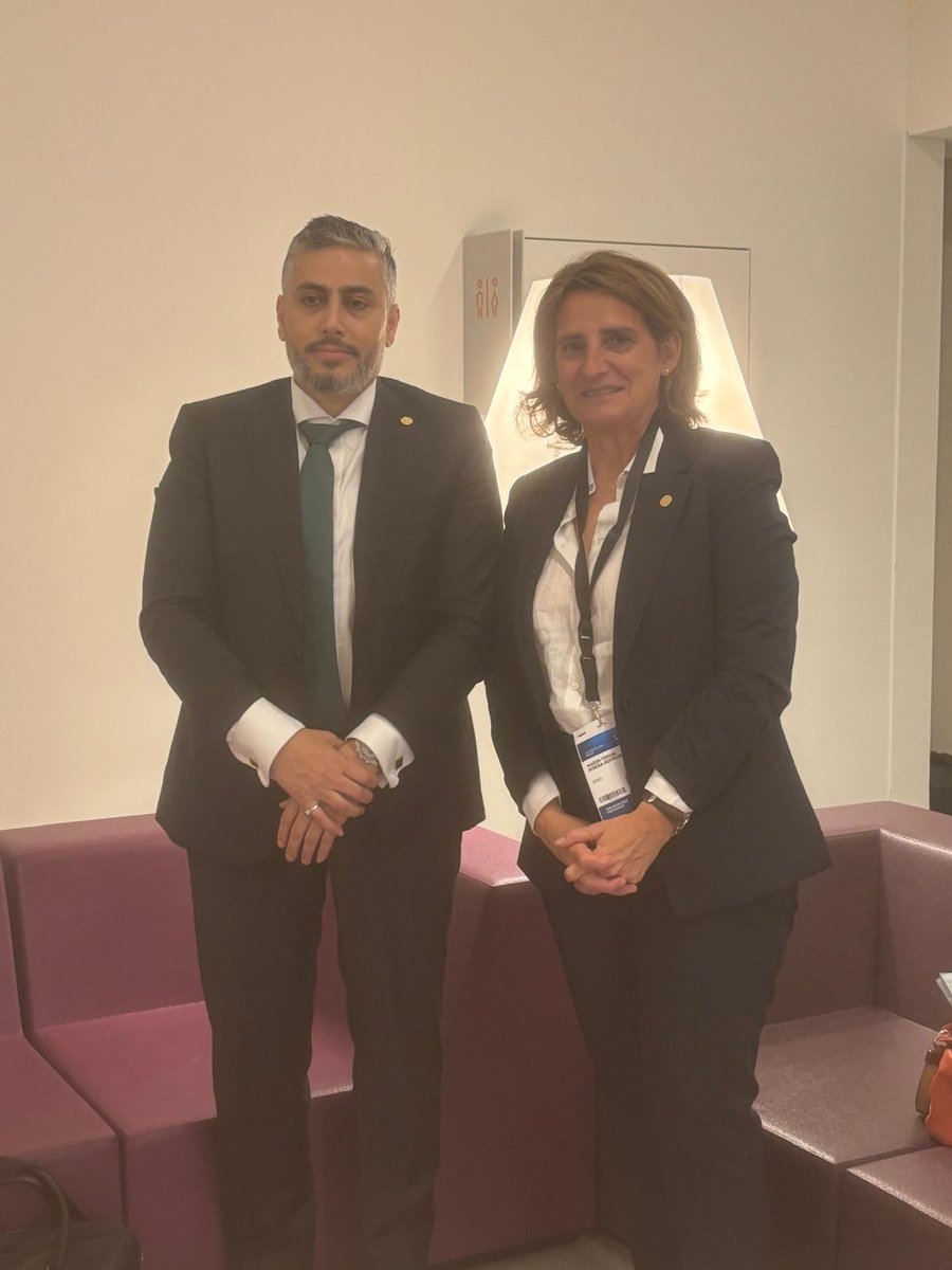 🤝UfM Deputy-SG @AbadiMutaz met today with @Teresaribera, 🇪🇸Minister for the Environment (@mitecogob) in the margins of the 9th @OurOcean Conf in Athens 🇬🇷. We were glad to hear Spain's political & financial commitment to the Blue Med Partnership 🌊, and exchange ideas on the…