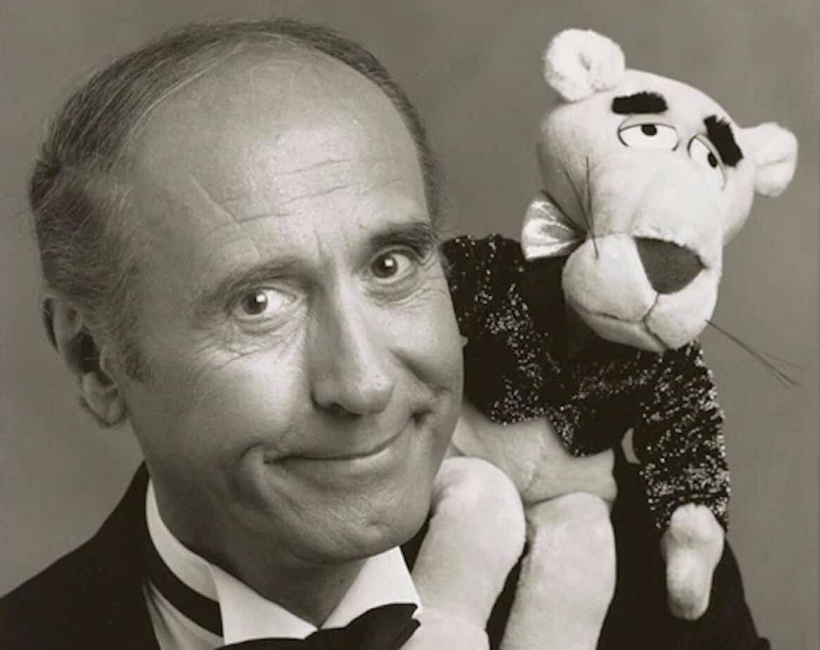 Happy 100th Birthday Henry Mancini. From Peter Gunn to Moon River to Breakfast at Tiffany’s to Pink Panther he was a composer for the ages. And born right out of Little Italy CLE 🎂