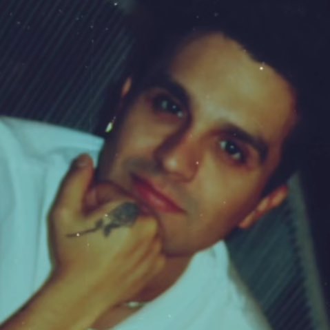 clichelrds's tweet photo. 1994                 x                       2024 https://t.co/DjXpAsnyCU