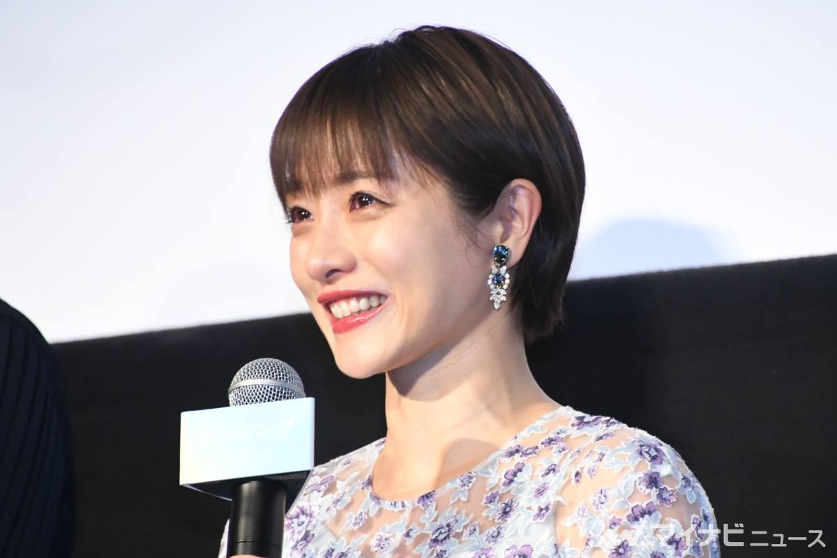 mn_enta's tweet photo. 石原さとみ、出産後初の主演映画完成に感極まり涙「本当に幸せ」「宝物のような作品」(写真9枚)

#石原さとみ #中村倫也 #青木崇高 #森優作 #小野花梨 #細川岳 #吉田恵輔 #ミッシング @kokoromissing https://t.co/WMcWxFN1ht https://t.co/Hq1F4HbQJm