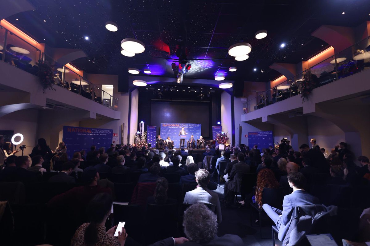 We are legally challenging the order to shut down #NatConBrussels2 at the new, third venue. There is no public disturbance and no grounds to shut down a gathering of politicians, intellectuals, journalists, students, civic leaders, and concerned citizens. 

The police entered the